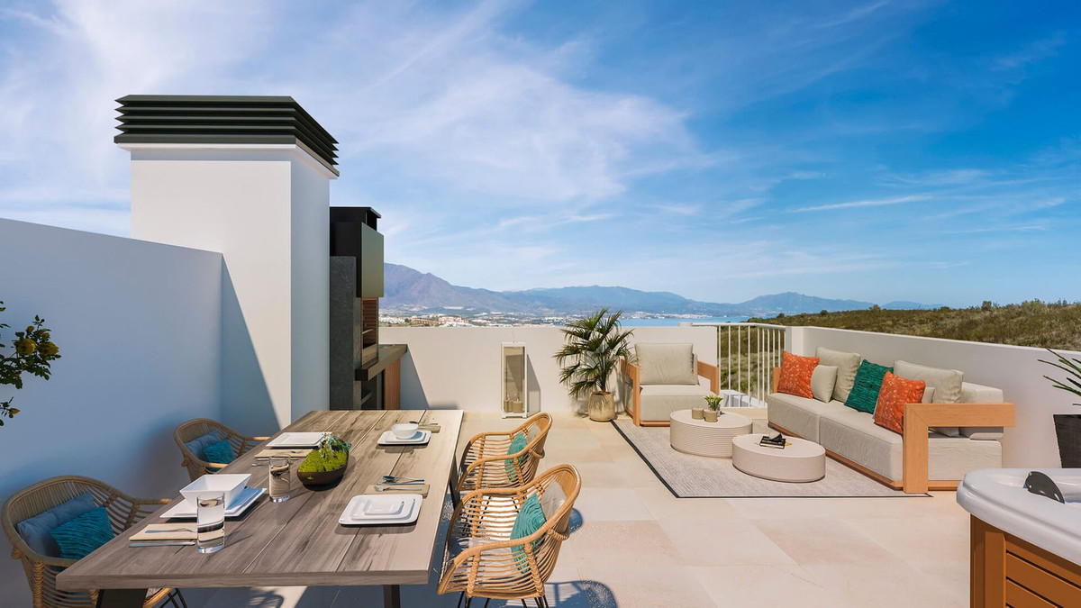 3 Bed Townhouse in Manilva in Manilva — Herenhuis